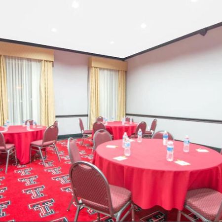 Days Inn By Wyndham Lubbock South Екстериор снимка